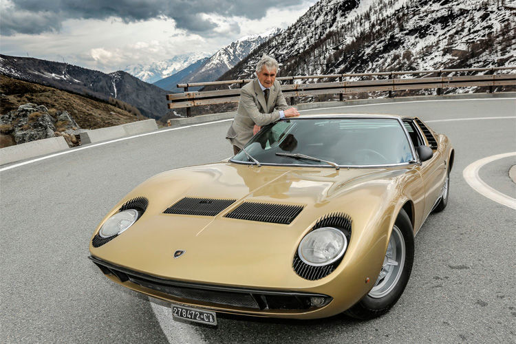 Der Lamborghini Miura und sein Designer Marcello Gandini. (Lamborghini)