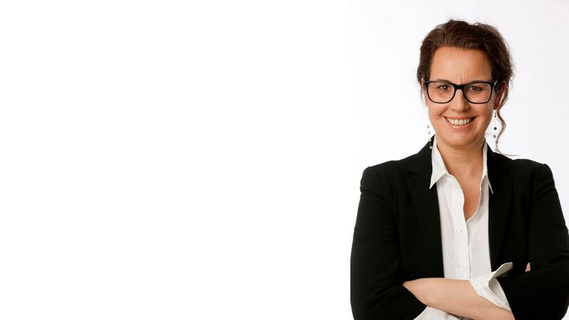 Inka Pichler ist Fachanwältin für Verkehrsrecht und gilt in der Branche als eine von sehr wenigen Expertinnen in Sachen Flotten- und Fuhrparkrecht. 