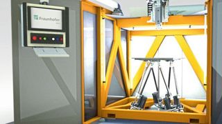 Mit Seam werden Kunststoffbauteile im Vergleich zu herkömmlichen Verfahren 8 mal schneller gedruckt. (Fraunhofer-IWU)