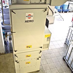 Der Ölnebelabscheider Aero arbeitet mit Feinfaser-Filterelementen. Als Vorabscheider dient ein Metallgestrick.