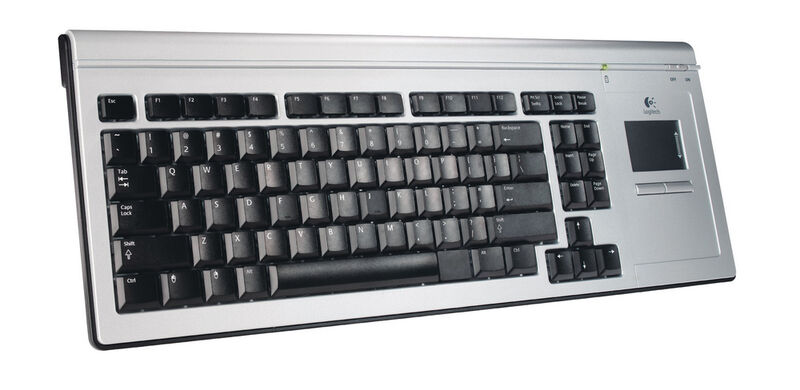 Für Spieler, die sich im Playstation Network bewegen, hat Logitech das Cordless Mediaboard im Programm. (Archiv: Vogel Business Media)