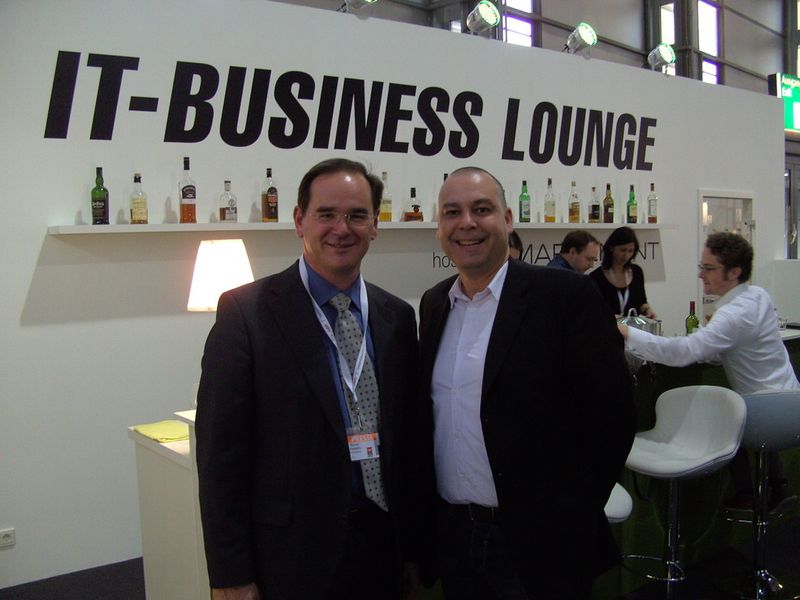Werner Nieberle, Geschäftsführer Vogel IT-Medien (links), und Stephan Keck, Managing Director Markement (Archiv: Vogel Business Media)
