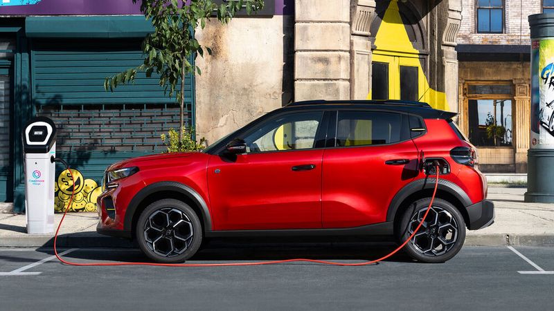 Die Linien zeigen viele Stilelemente der Citroen-Studie Oli von 2022. (Bild: Citroen)