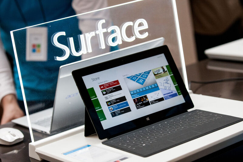Das Surface Pro kommt mit „richtigem“ Windows und soll professionelle Anwender ansprechen. (Bild: Microsoft)