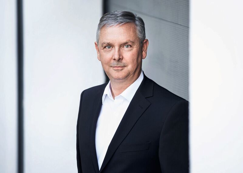 „Industrie 4.0 muss visionär, aber vor allem auch praktikabel sein“, sagt Herbert Schönle, General Manager DACH, Spring Technologies GmbH. (Spring Technologies)