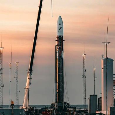 Wenn es 22:00 Uhr MESZ schlägt, öffnet sich das Zeitfenster für den zweiten Testflug der Rakete Spectrum von Isar Aerospace, die, wenn sie serienreif ist, für Europa viel bedeuten kann ... (Bild: dpa)