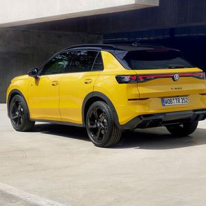 Das Kompakt-SUV ist deutlich auf 4,37 Meter gewachsen.(Bild:  VW)