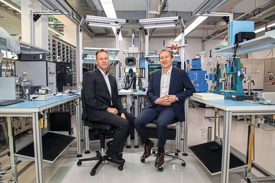 Les co-directeurs de Faulhaber SA, Steffen Pruchnik (à gauche) et Jonas Grossenbacher (à droite). Les co-directeurs de Faulhaber SA, Steffen Pruchnik (à gauche) et Jonas Grossenbacher (à droite).