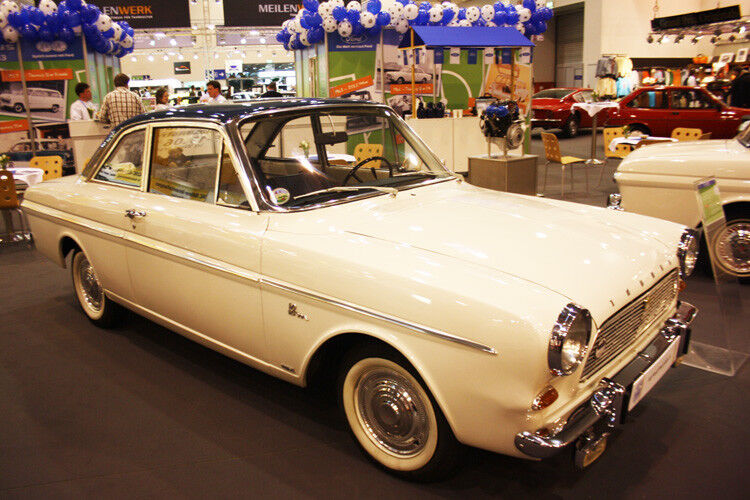 Flotter Youngtimer: Der Taunus 12 M ist heute ein begehrtes Sammler-Objekt bei Fans der Marke Ford. (Ford)
