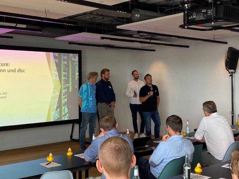 Im offenen Dialog zu „Now and the future: dbc VDI und Strategie 2025 (Bild: C & P Capeletti & Perl)