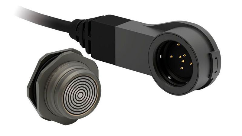 Die Fischer Freedom Connectors stellen die Verbindung zwischen Handsteuerung und Rückenteil her. Die Steckverbinder sind dicht nach Schutzklasse IP 68. (Fischer Connectors)