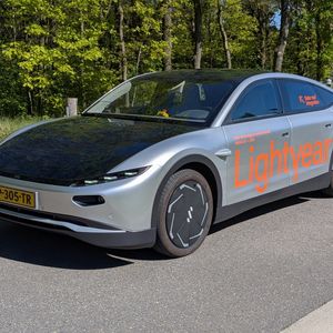 Cars could generate up to 55 percent of their energy needs in Central Europe themselves; in Southern Europe, it could be up to 80 percent. (Source: Lightyear)