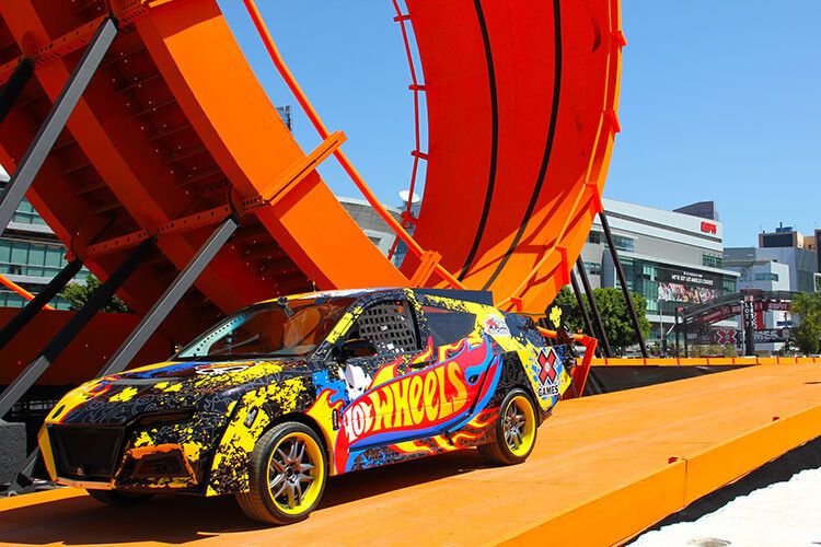 Den Rekord für den größten Looping, der von einem Auto gefahren wurde, hält der Spielwarenhersteller Mattel. (Foto: Guinness World Records)