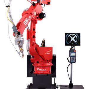Die neue, für die Mittelklasse konzipierte FLW-Le, eine robotergestützte 3-Kilowatt-Faserlaserschweißzelle von Amada, zeichnet sich durch Merkmale aus, die auf eine höhere Produktivität und niedrigere Kosten pro Teil abzielen. (Bild:  Amada)