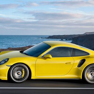 Nach den Einstiegsmodellen des 911 renoviert Porsche nun auch den Turbo.