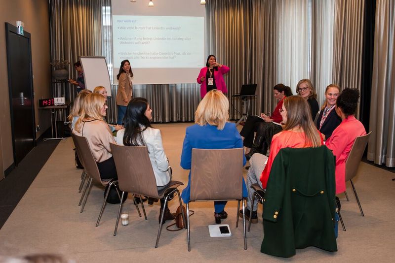 Auch der Workshop von Vivian Tan und Daniela Stolz (v.l., Sophos) war ausgebucht. (Bild: www.hamann.photo)