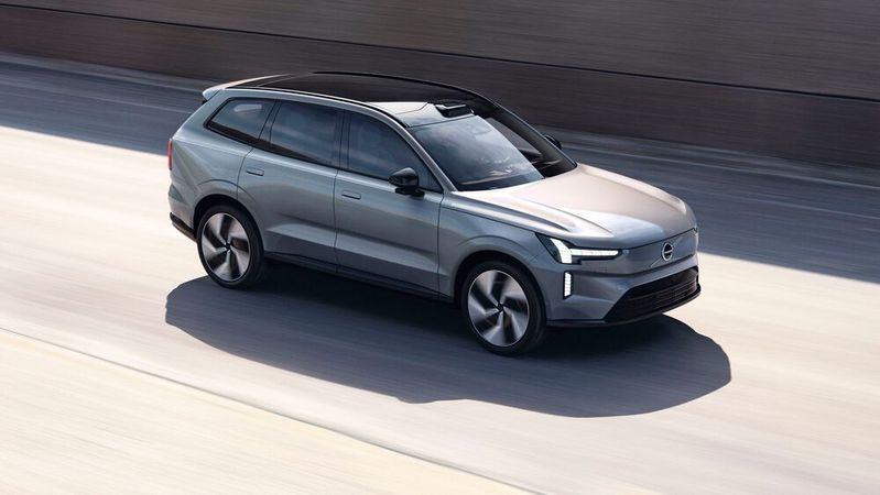 Der Volvo EX90 rollt im Sommer 2024 auf den Markt.(Bild:  Volvo)