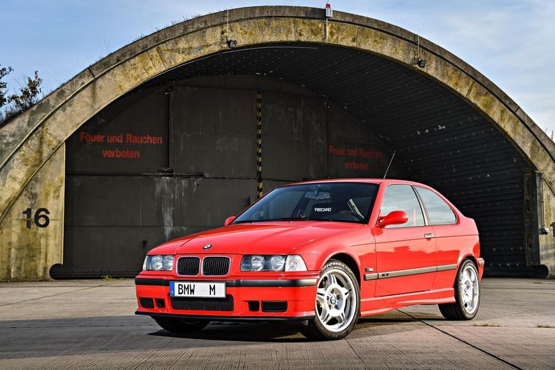 Der 1996 entwickelte M3 Compact mit bis 236 kW/321 PS starkem Sechszylinder schaffte es nicht in die Serienproduktion. (BMW)
