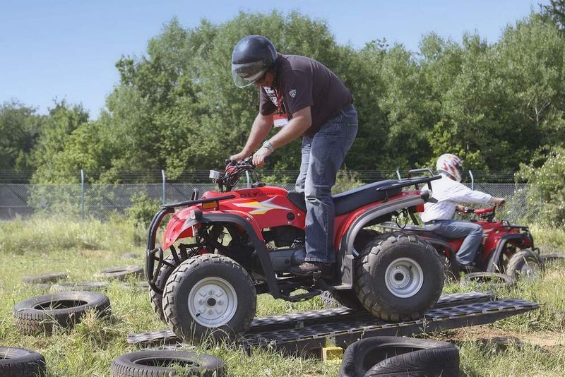 Ein Geschicklichkeitsparcours mit dem Quad war Teil der Four Wheel Challenge. (Archiv: Vogel Business Media)