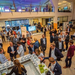 Die D2i soll Impulsgeber, Wissensplattform, Ideenschmiede und Networking-Event in einem sein, ein jährlicher Treffpunkt für und von der Wirtschaftsregion OWL.