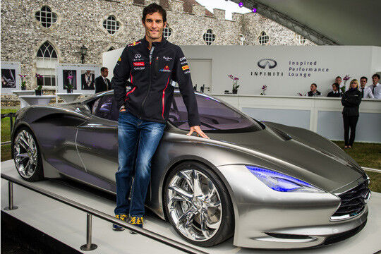 Formel-1-Pilot Mark Webber war jedenfalls zufrieden mit den Fahrleistungen. (Foto: Infiniti)