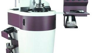 Werkzeugvoreinstellgerät Alfaset 44 mit Bildverarbeitungssystem Vision 4 und mit Unterbau. Bild: Alfasys (Archiv: Vogel Business Media)