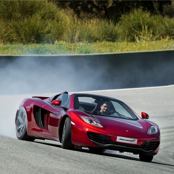 Jetzt können auch Frischluft-Fans bei dem britischen Supersportwagen zugreifen. (McLaren)