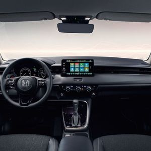 Das Interieur des HR-V soll laut dem Importeur durch die Materialauswahl und Gestaltung einen Sprung nach vorn machen.(Bild:  Honda)