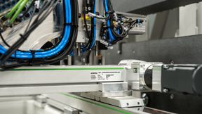 Gluth entwickelte ein hochpräzises XY-Portal mit Hiwin-Komponten.  (Bild: Hiwin)