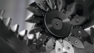 Der Wendeschneidplattenfräser Coro Mill 180: Sandvik Coromant hat hochwertige Werkzeuge für das Power Skiving entwickelt, die speziell für die Präzisionsbearbeitung von Elektrofahrzeuggetrieben optimiert sind. (Bild: Sandvik Coromant)