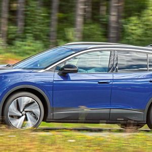 Von dem E-SUV verspricht sich der Konzern ein weltweit hohes Volumen ...  (Bild:  VW)