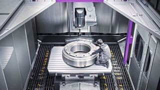 Die geräumige Maschine des Typs THR36P hat einen Störkreisdurchmesser von 3600 mm.  (Ibarmia Werkzeugmaschinen)