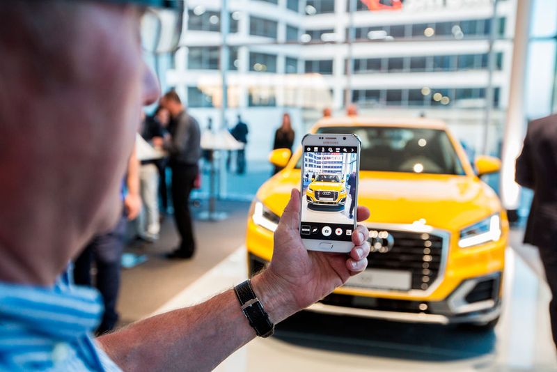 Da der Q2 offiziell erst im Oktober in den Handel kommt, sorgte das Ausstellungsstück in Berlin für den gewünschten Aufmerksamkeitseffekt. (Bild: Autohaus Berolina)