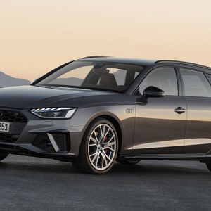 (Audi)