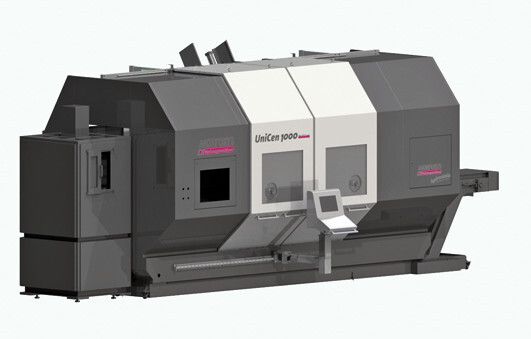 Das auf 2500 mm verlängerte Bearbeitungszentrum eignet sich zum Drehen, Fräsen und Bohren besonders harter Materialien. (Bild: Monforts)