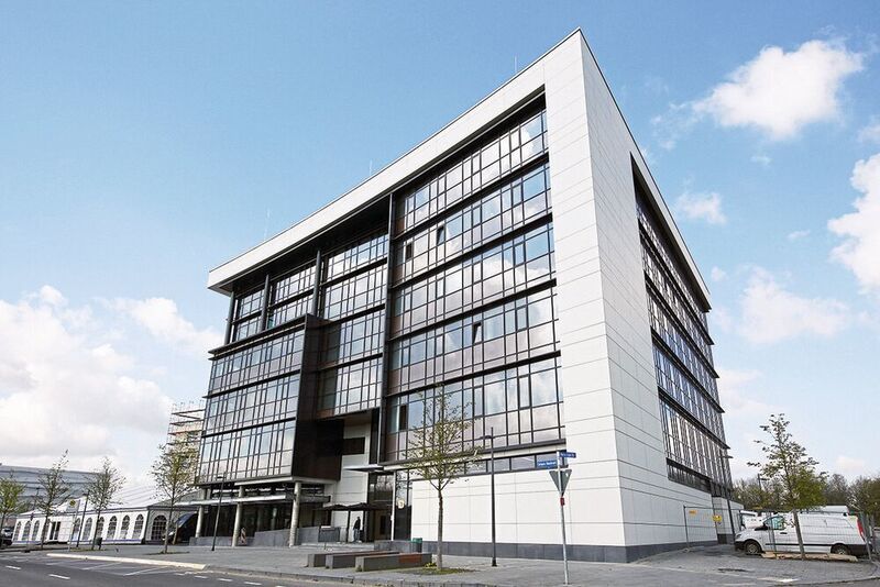 Netzwerken mit „Campus-Spirit“: Das Cluster Photonik inspiriert Firmen wie Siemens dank Wissenstransfer und Zusammenarbeit bei Projekten.  (Fraunhofer-ILT)