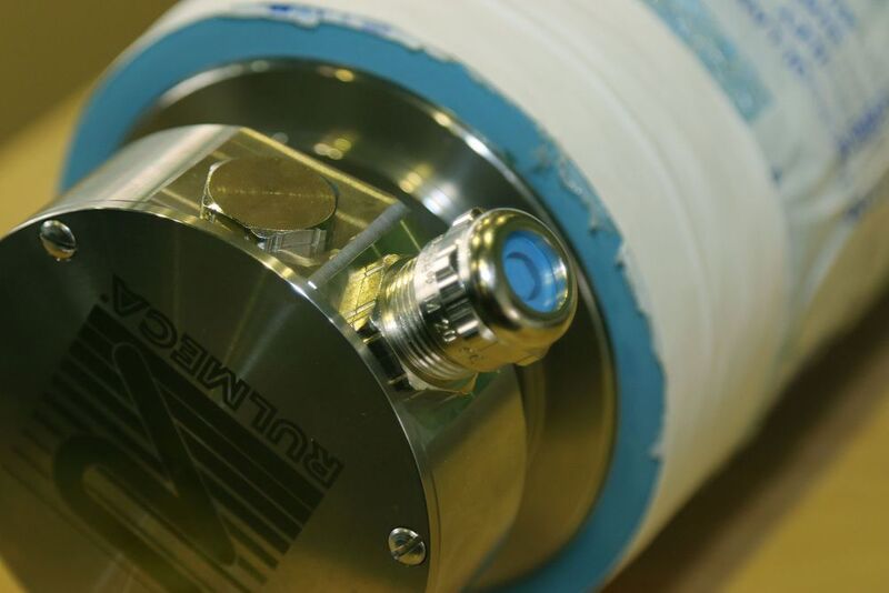 Für Hygiene-Anwendungen wie bei der Lebensmittel-Industrie hat Rulmeca auch Edelstahl-Trommelmotoren bis 5,5 kW entwickelt, bei denen die Kabeleinführung z. B. über eine Blueglobe M20 realisiert wird.  (Pflitsch/Lutz)