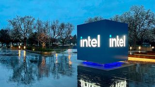 Der Chiphersteller Intel peilt im laufenden letzten Jahresabschnitt 2023 mal wieder ein Umsatzplus an.  (Bild: Intel Corporation)