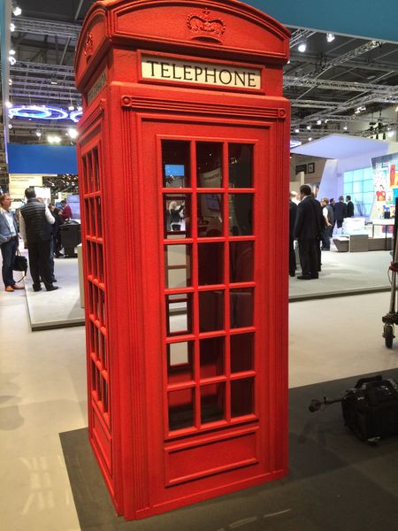 HPE Synergy soll sich insbesondere für DevOps und Container-Techniken wie von Docker eignen und ist für den Einsatz von Glasfaser-Leitungen im Computer vorbereitet sein .  (Ulrike Ostler)