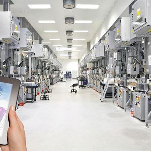 GE bewegt sich weg von einem «Break- Fix»-Modell, das heisst dem Reparieren bei Defekt, hin zu einem «Predict- and-Prevent»-Modell, um mögliche Risiken bereits vorherzusehen und zu verhindern.