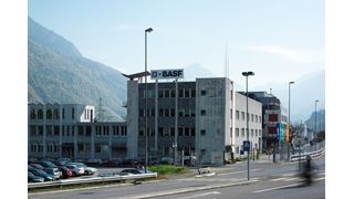 Das Hauptgebäude der BASF Pharma (Evionnaz) in der Schweiz  (Bild: BASF)