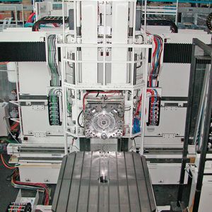 Der Drehtisch ATU 2000 ist eine zentrale Komponente in der MCM-Werkzeugmaschine von Premium Aerotec in Augsburg.