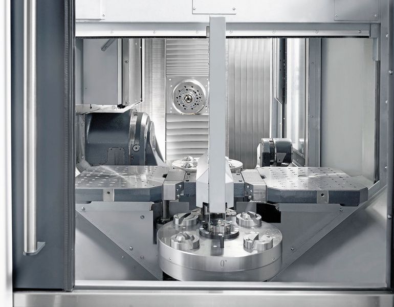 Flexibilität steht im Vordergrund: Die HF-Baureihe ist entweder als Tischmaschine oder auch mit Palettenwechsler verfügbar. (Heller)