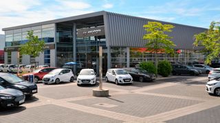 Ab dem 1. November 2024 ist Automobile Darmas auch in Düsseldorf präsent. (Bild: Automobile Darmas)