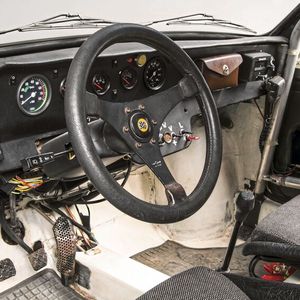 Nicht nichts, aber ziemlich wenig. Durch den Verzicht auf alles nur ansatzweise Unnötige schaffte es die Škoda-Rennsportabteilung, das Gewicht des 130 LR auf 730 kg zu begrenzen.(Bild:  PETR HOMOLKA)