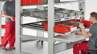 Der neue Arbeitstisch 4 E Fifo ist in sechs Basisgrößen und frei konfigurierbar zu haben. (Bild: Item Industrietechnik)