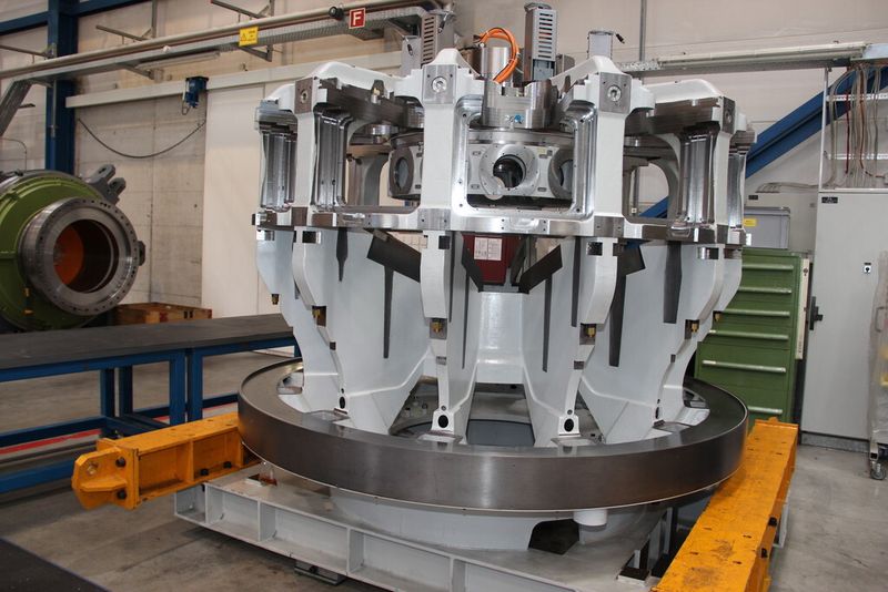 Große und schwere Werkstücke sind eine Spezialität von Berghoff Mechanical Engineering. (Sonnenberg)