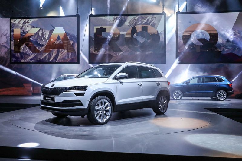 Erstmals gezeigt, oder besser inszeniert, wurde der Skoda Karoq Mitte Mai in Stockholm. (Skoda)