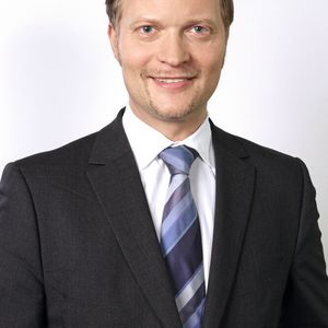 Spectaris-Geschäftsführer Jörg Mayer: „Bereits bestehende Kapazitätsengpässe werden mit der neuen EU-Medizinprodukteverordnung weiter verschärft, da nun unter anderem auch die Hersteller von wiederverwendbaren chirurgischen Instrumenten eine Benannte Stelle benötigen.“ 