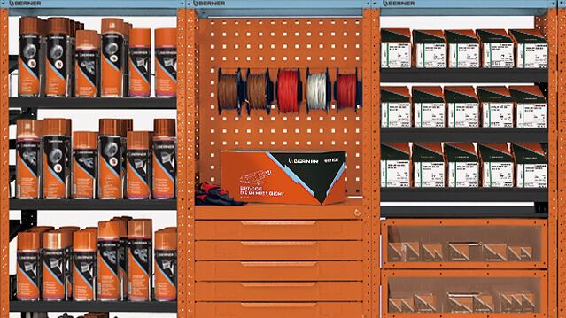 Die „Smart-Scale“ ist in Regalen der Bera-Reihe von Berner verbaut. Sie misst mithilfe intelligenter Sensoren den Produktbestand und ist in der Lage, automatisch Bestellungen aufzugeben. (Bild: Berner)